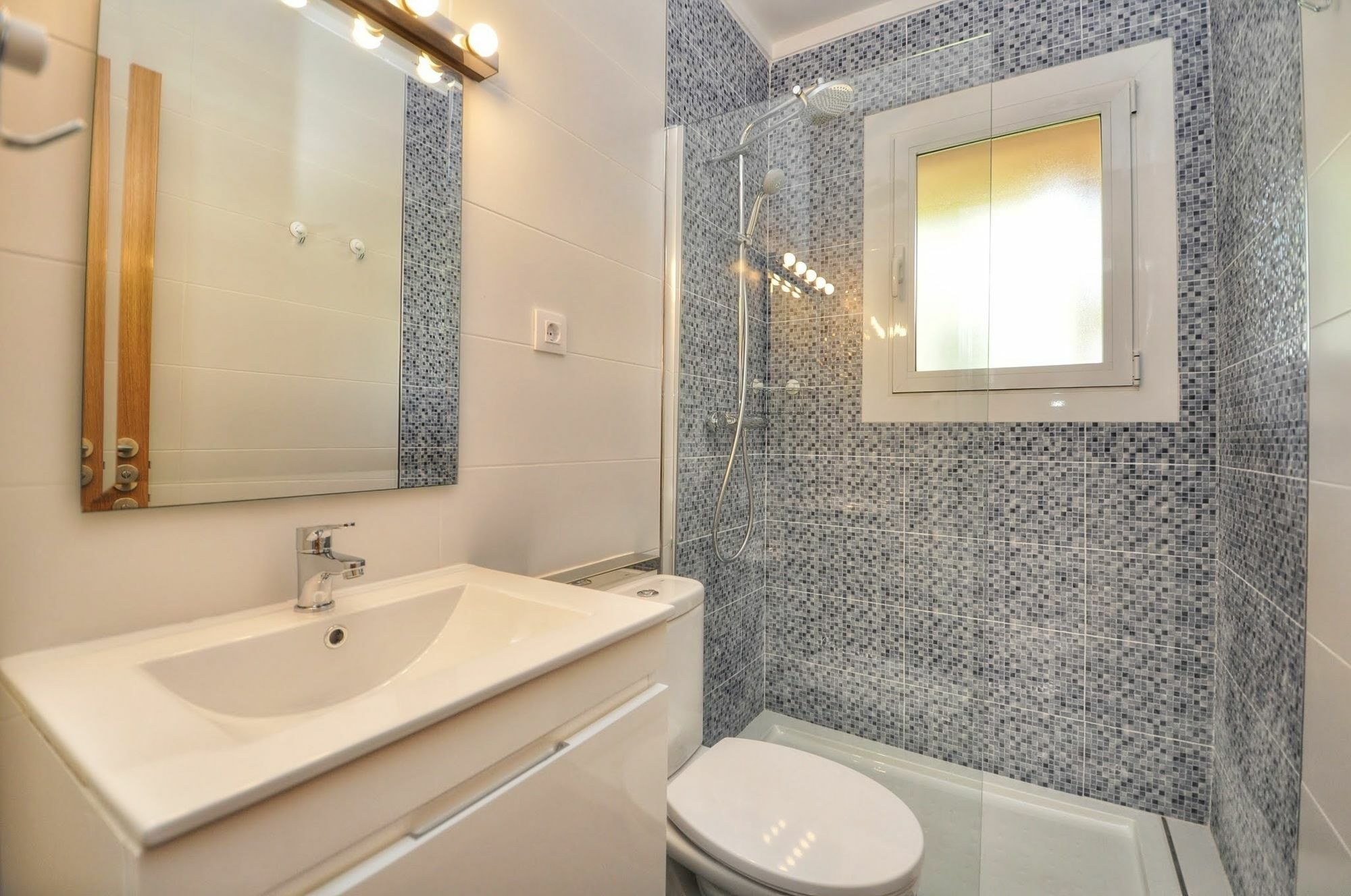 Big Apartment Caprabo Lloret de Mar Kültér fotó